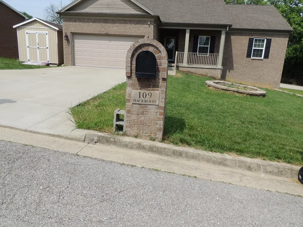 109 Hackberry Court Frankfort KY 40601