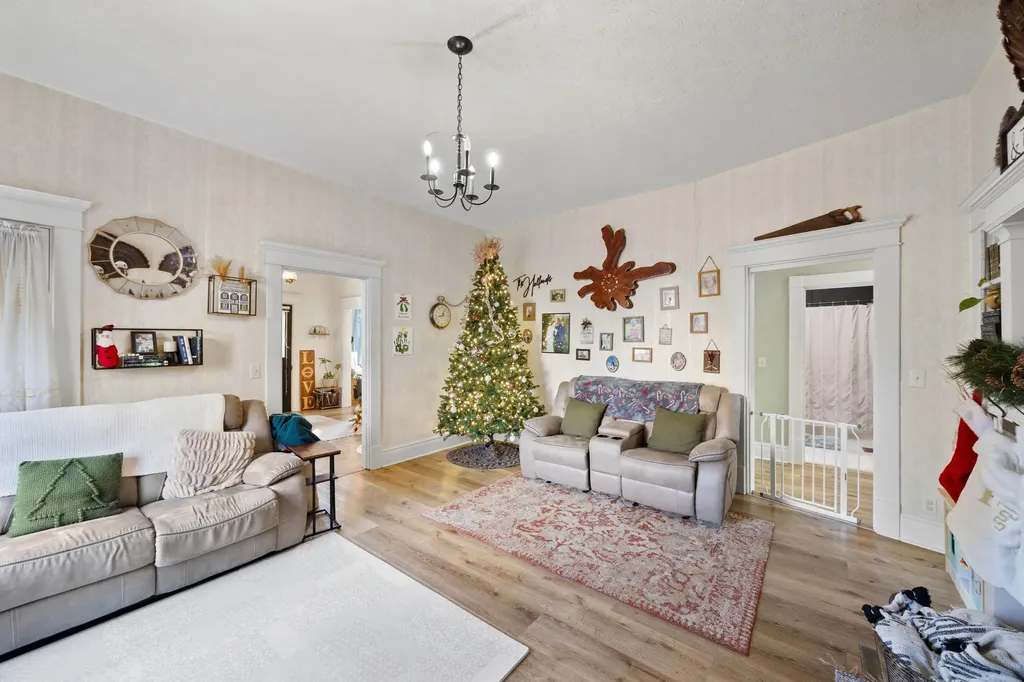 219 Holt Avenue Mt Sterling KY 40353