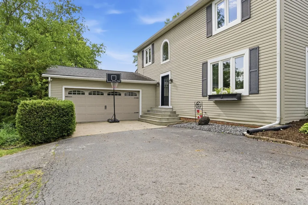 385 Old Paris Pike Cynthiana KY 41031