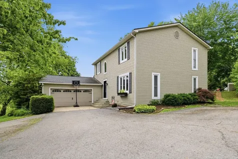 385 Old Paris Pike Cynthiana KY 41031