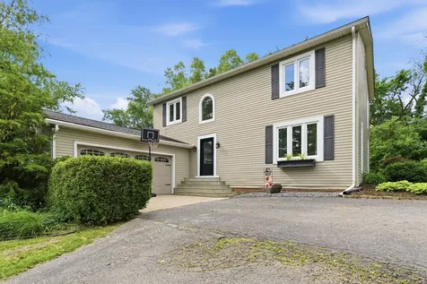 385 Old Paris Pike Cynthiana KY 41031