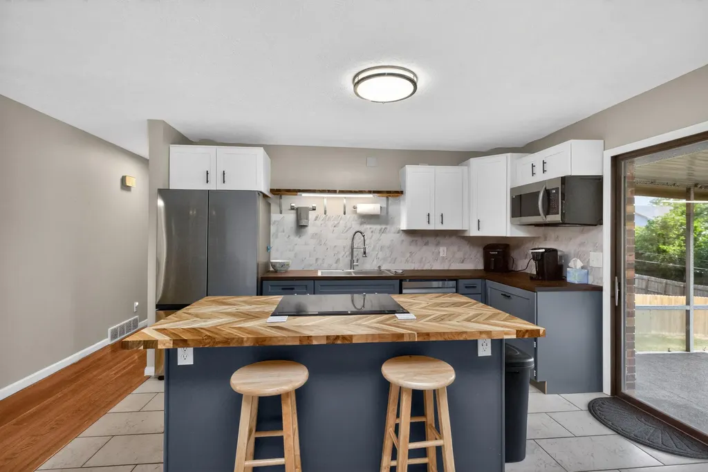 13 Lakeview Drive Winchester KY 40391