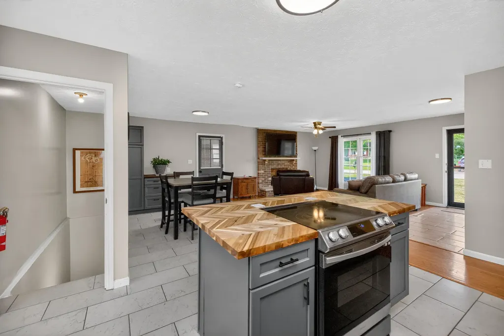 13 Lakeview Drive Winchester KY 40391