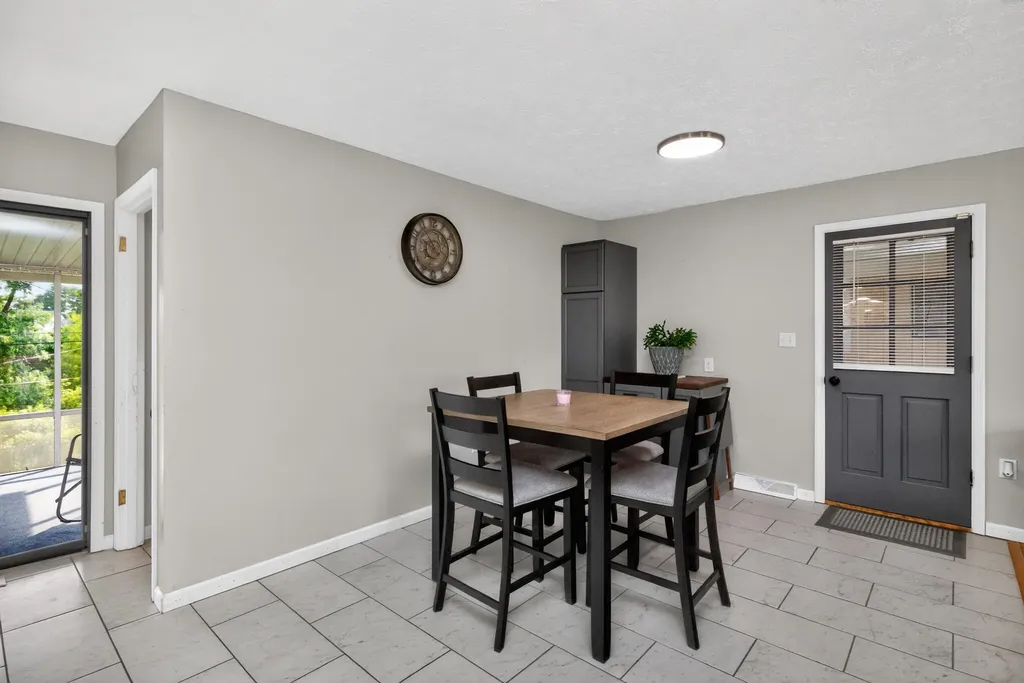 13 Lakeview Drive Winchester KY 40391