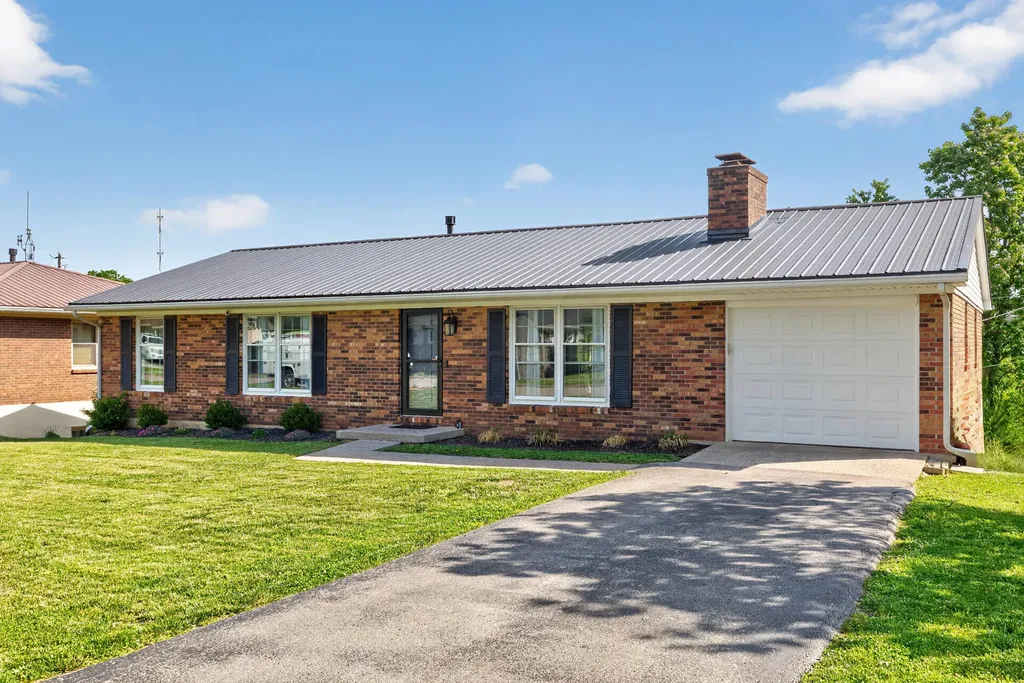 13 Lakeview Drive Winchester KY 40391