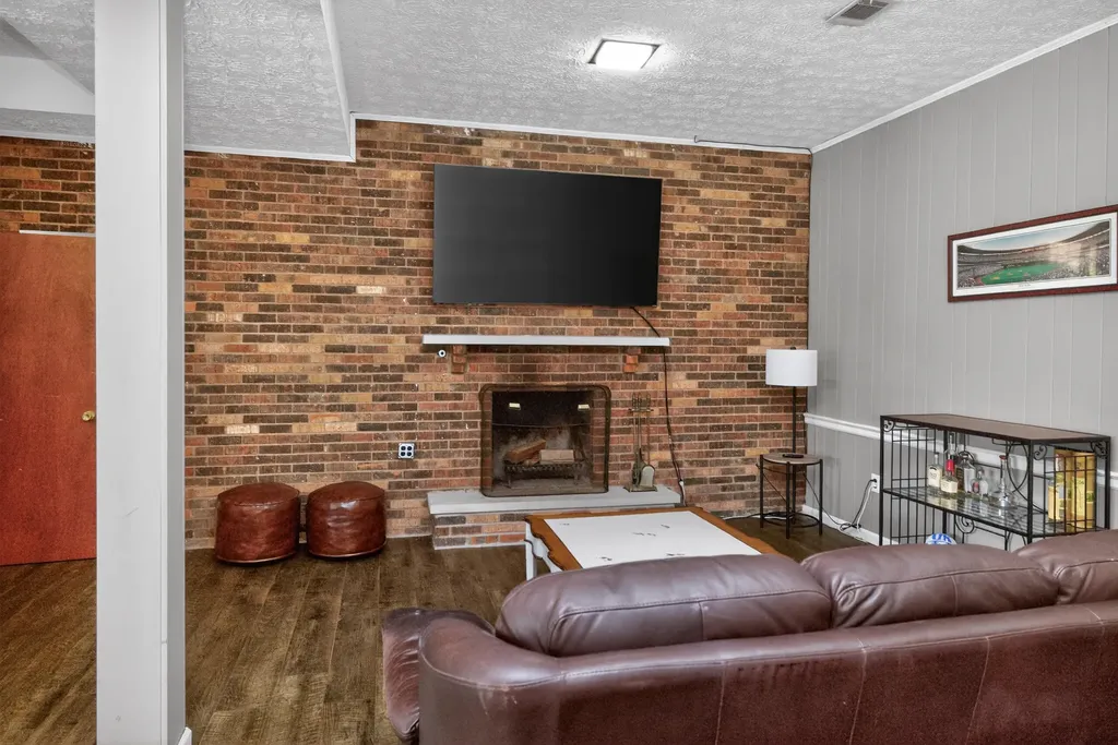 13 Lakeview Drive Winchester KY 40391
