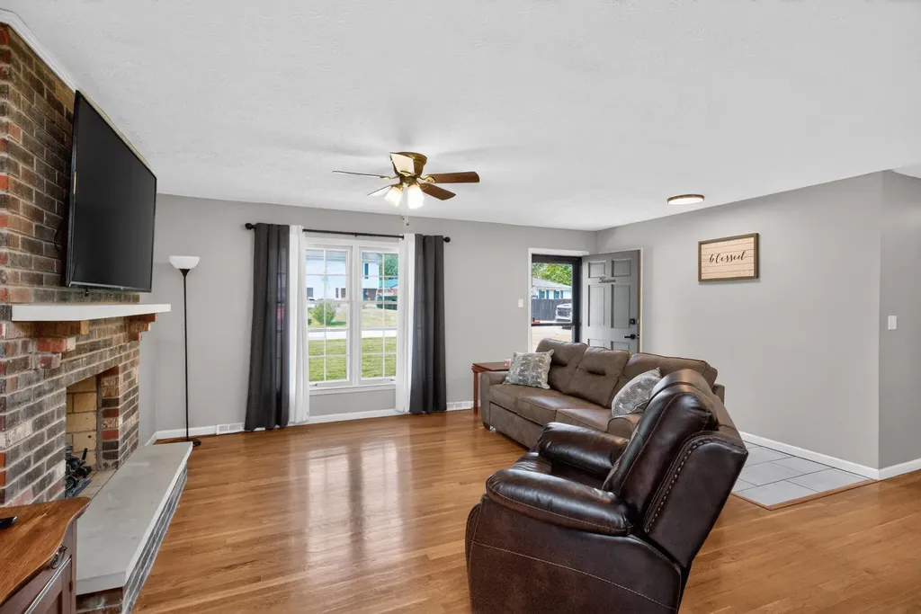 13 Lakeview Drive Winchester KY 40391