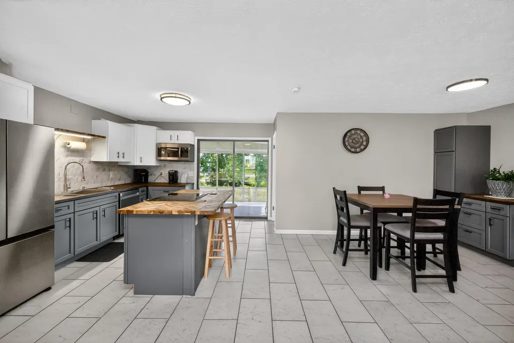 13 Lakeview Drive Winchester KY 40391
