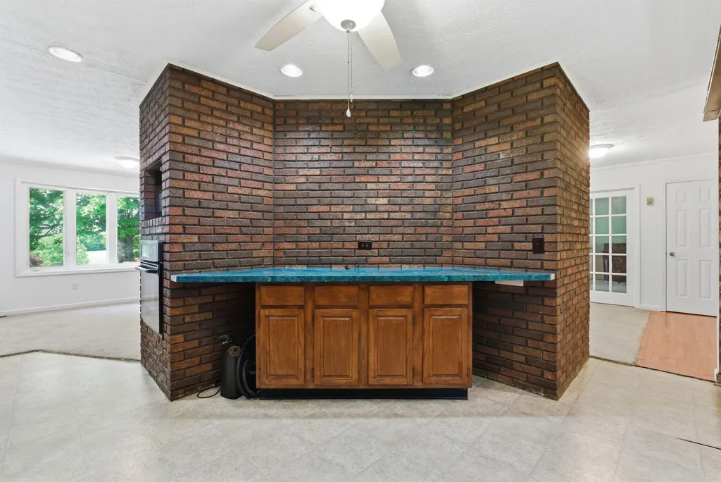 3828 Kentucky Highway 36 Cynthiana KY 41031