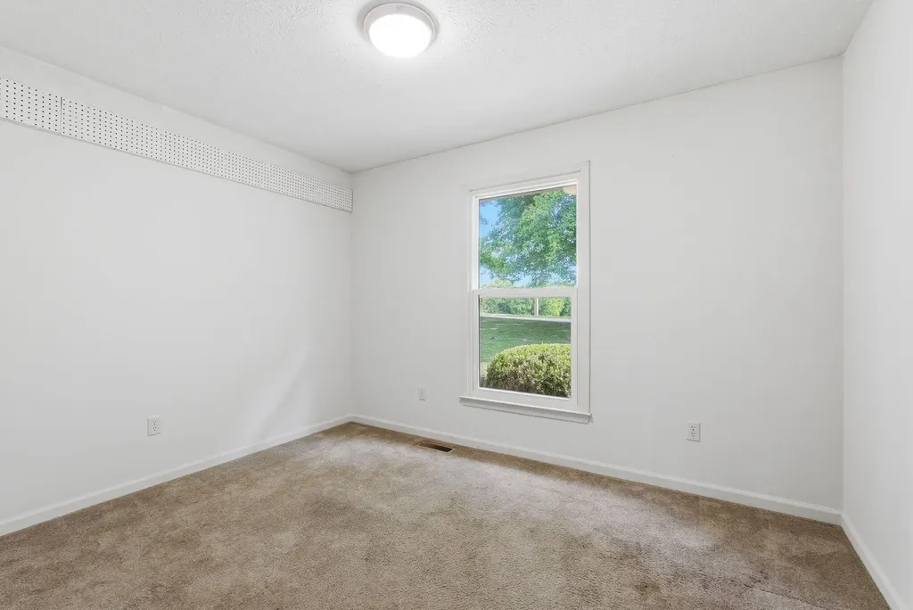 3828 Kentucky Highway 36 Cynthiana KY 41031