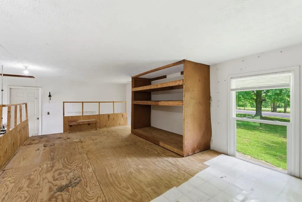 3828 Kentucky Highway 36 Cynthiana KY 41031