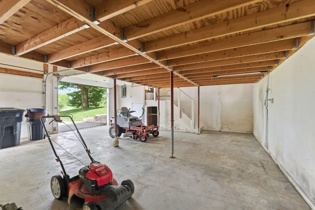 3828 Kentucky Highway 36 Cynthiana KY 41031