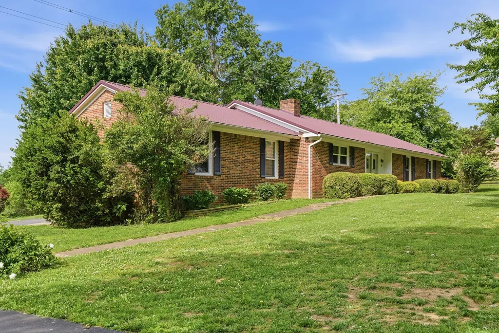 3828 Kentucky Highway 36 Cynthiana KY 41031