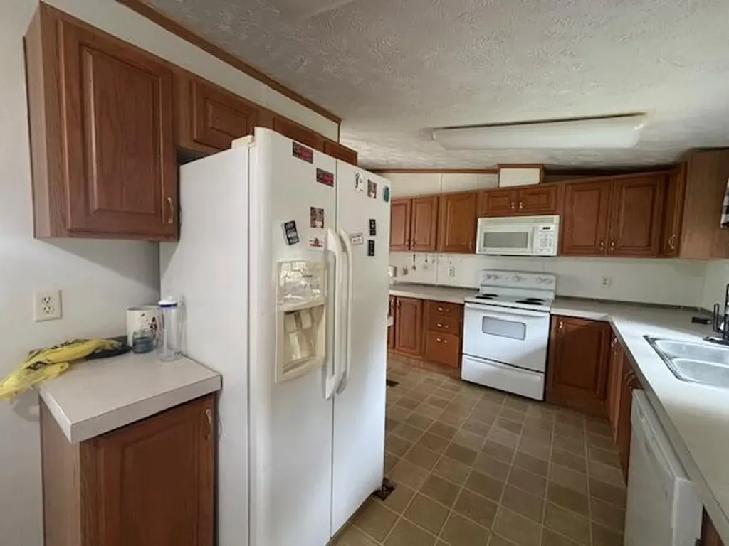 1488 Albright Mill Road Somerset KY 42503
