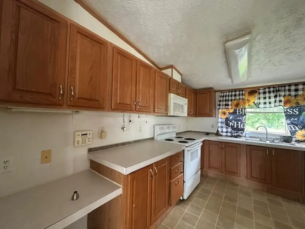 1488 Albright Mill Road Somerset KY 42503