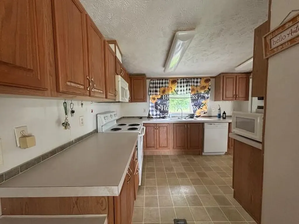 1488 Albright Mill Road Somerset KY 42503