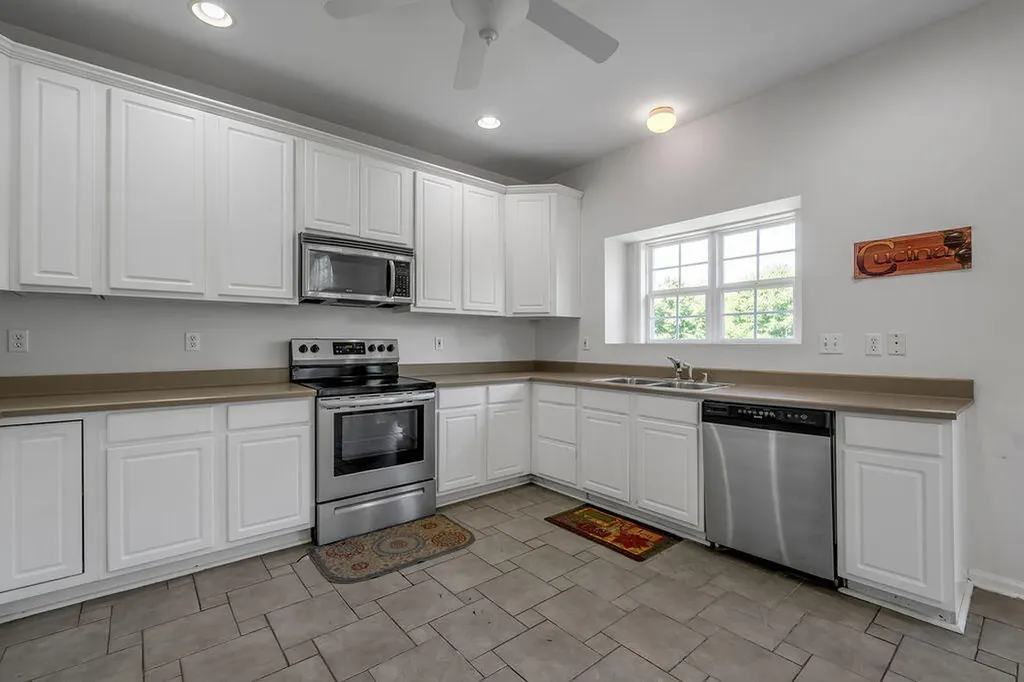 3769 Winthrop Drive Lexington KY 40514