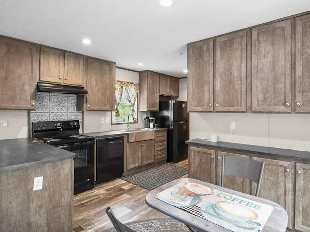 536 Stone Gate Drive Burnside KY 42519