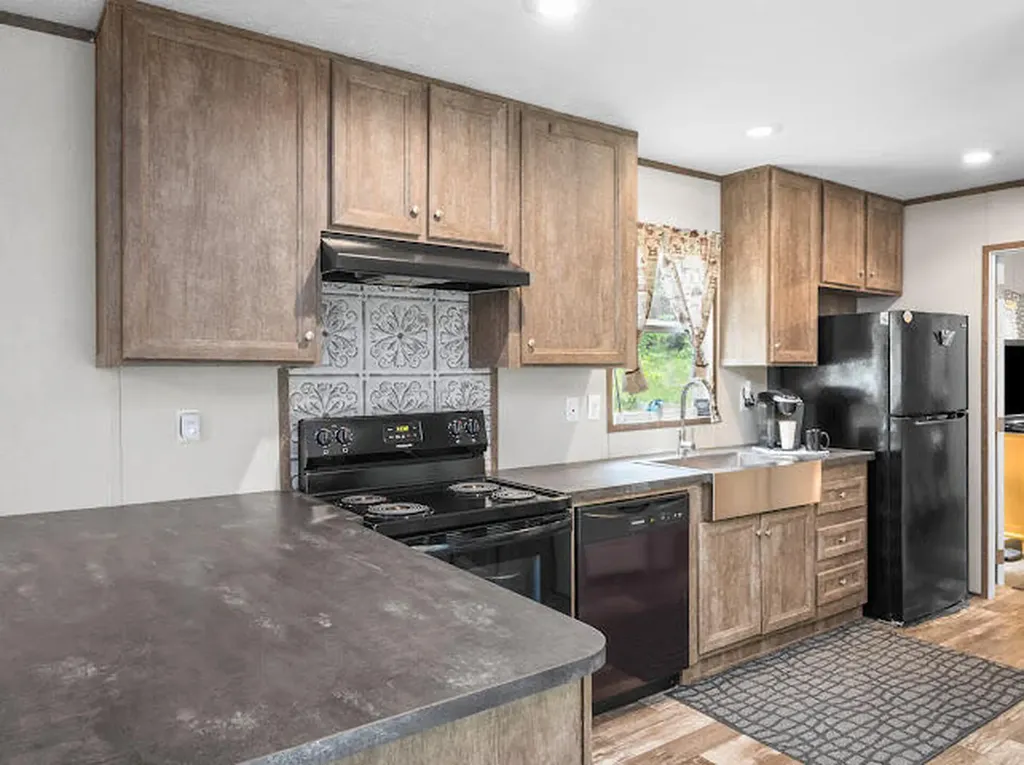 536 Stone Gate Drive Burnside KY 42519