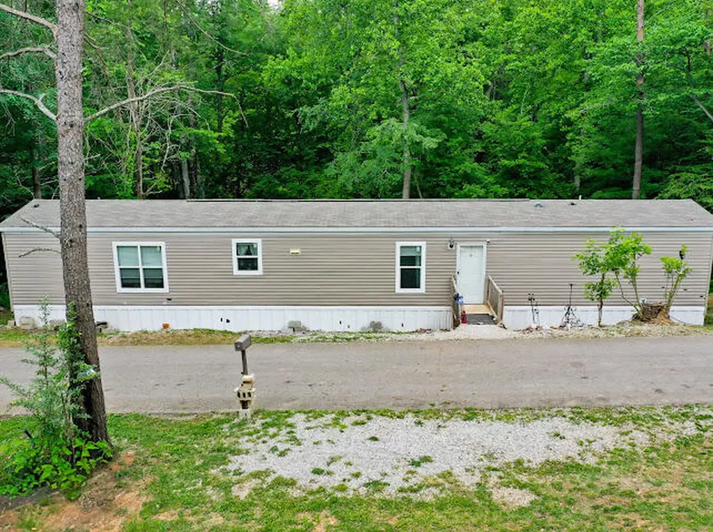 536 Stone Gate Drive Burnside KY 42519