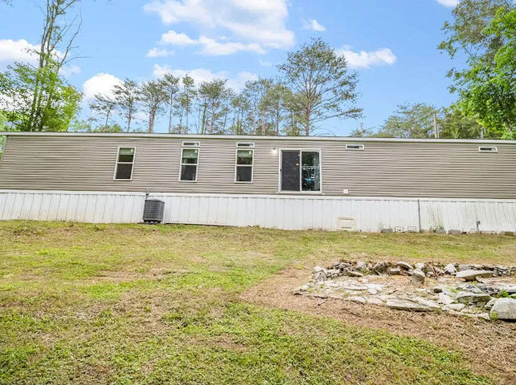 536 Stone Gate Drive Burnside KY 42519