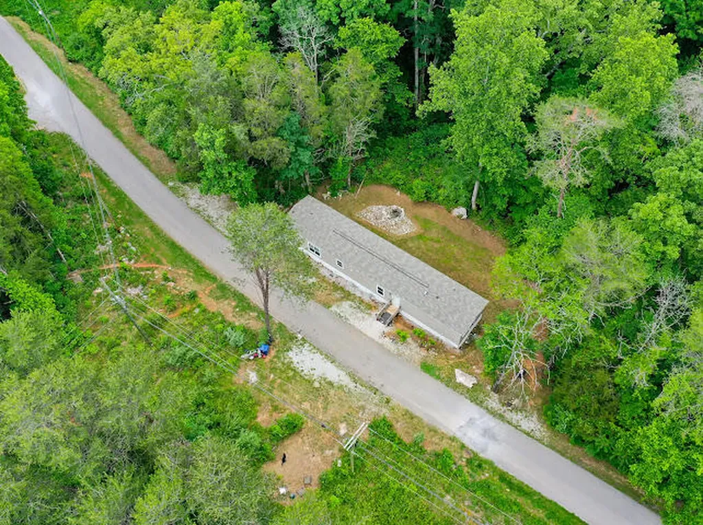 536 Stone Gate Drive Burnside KY 42519