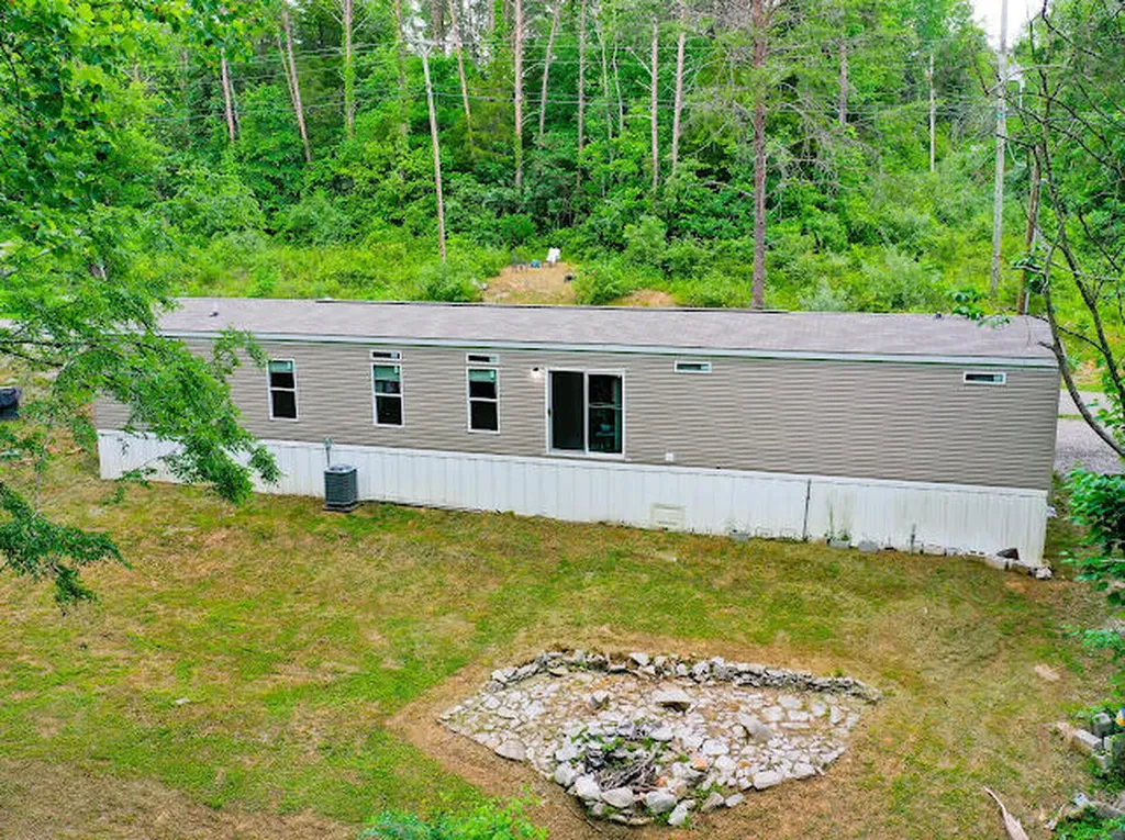 536 Stone Gate Drive Burnside KY 42519