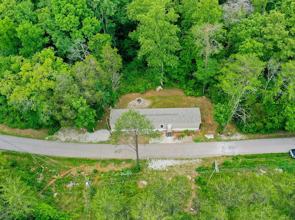 536 Stone Gate Drive Burnside KY 42519