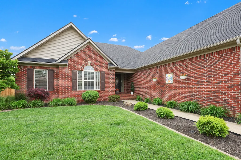 150 Coachman Place Georgetown KY 40324