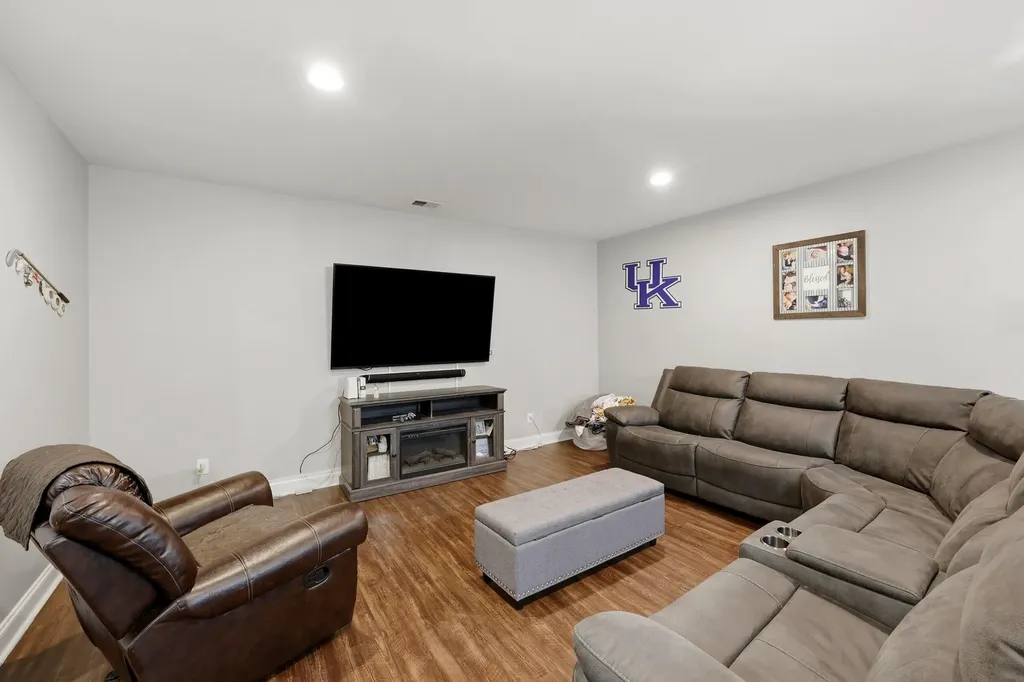 150 Coachman Place Georgetown KY 40324