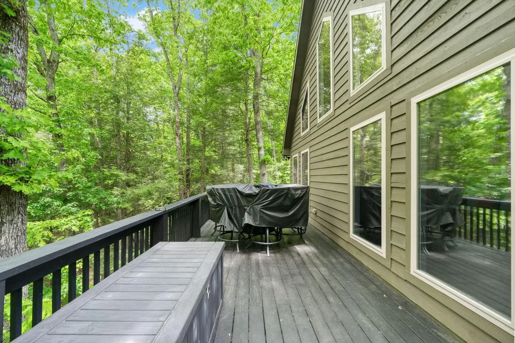 316 Wood View Drive East Bernstadt KY 40729