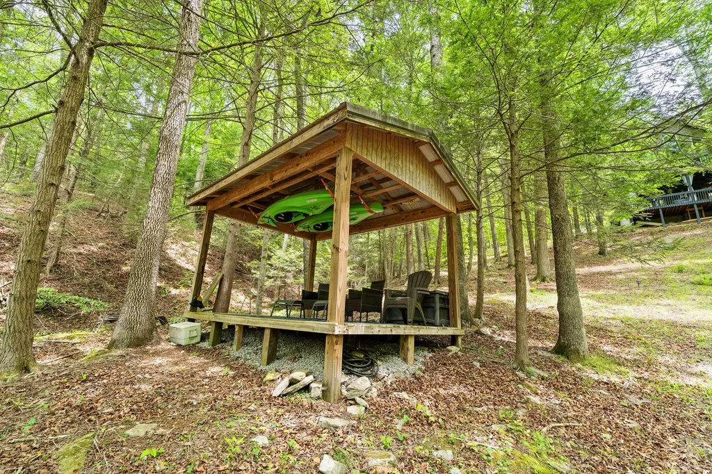 316 Wood View Drive East Bernstadt KY 40729