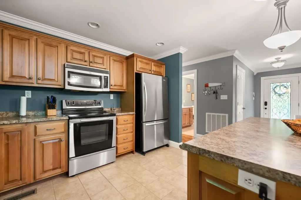 316 Wood View Drive East Bernstadt KY 40729