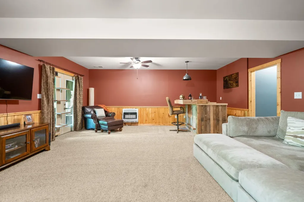 316 Wood View Drive East Bernstadt KY 40729