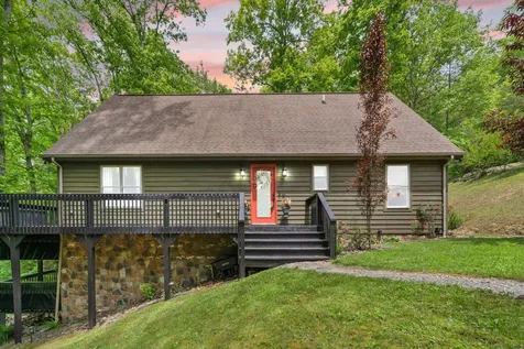 316 Wood View Drive East Bernstadt KY 40729