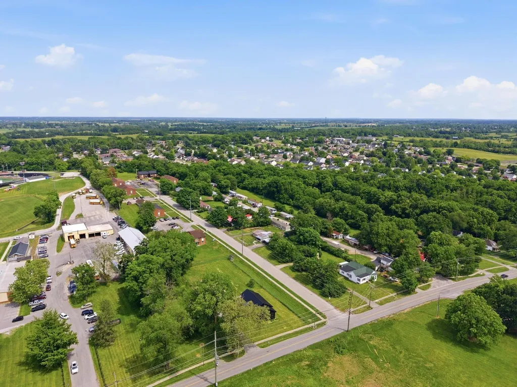 195 Bethlehem Road Paris KY 40361