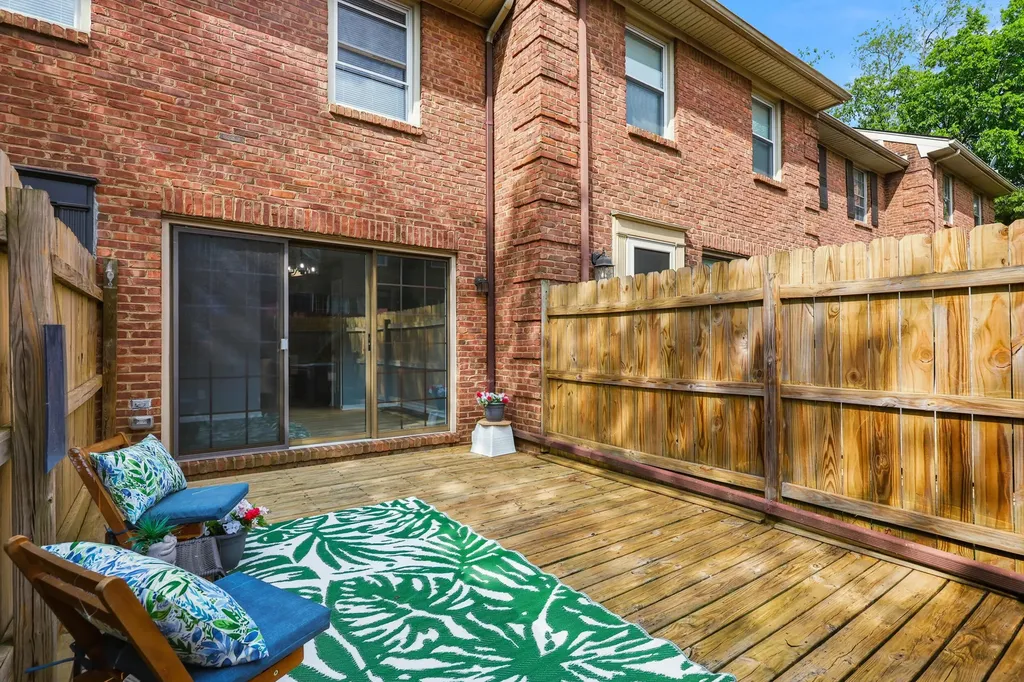 305 Bainbridge Drive Lexington KY 40509