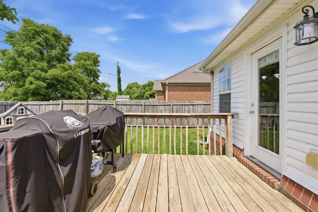 301 Harlan Drive Nicholasville KY 40356