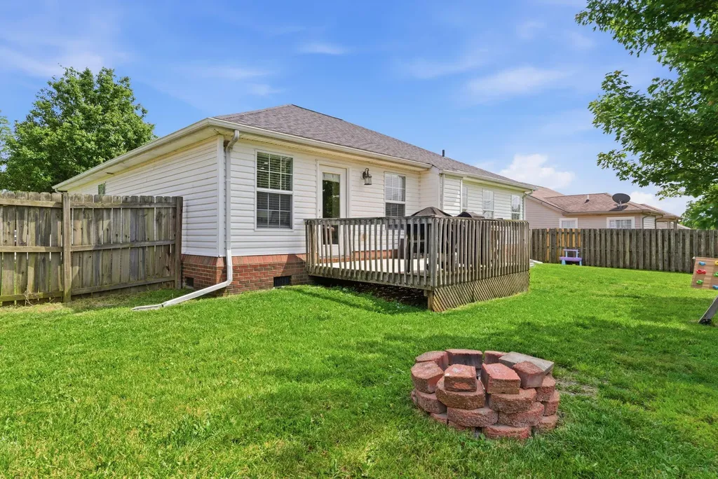 301 Harlan Drive Nicholasville KY 40356