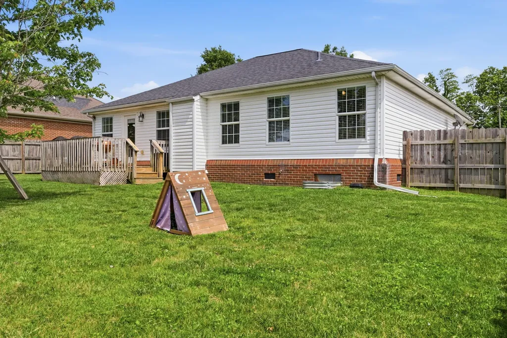 301 Harlan Drive Nicholasville KY 40356
