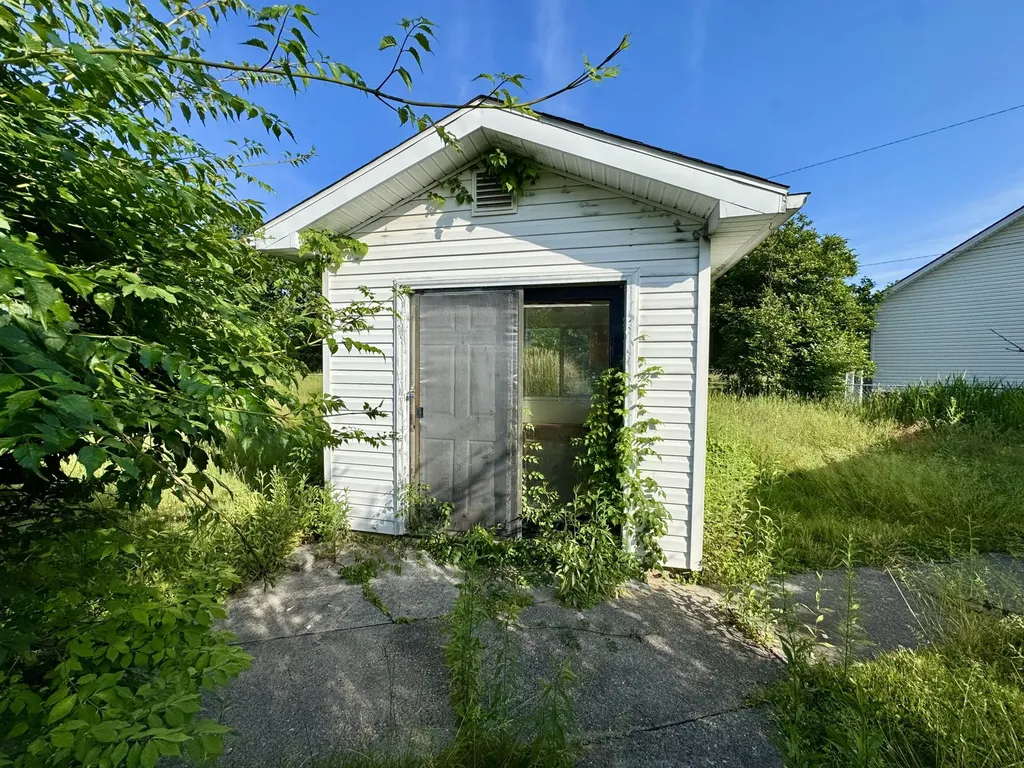 2171 Scaffold Cane Road Berea KY 40403