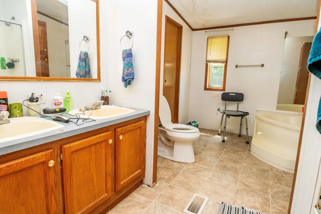 153 R Vancleve Road Campton KY 41301