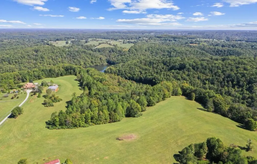 9999 Cabin Creek Road Drive London KY 40741