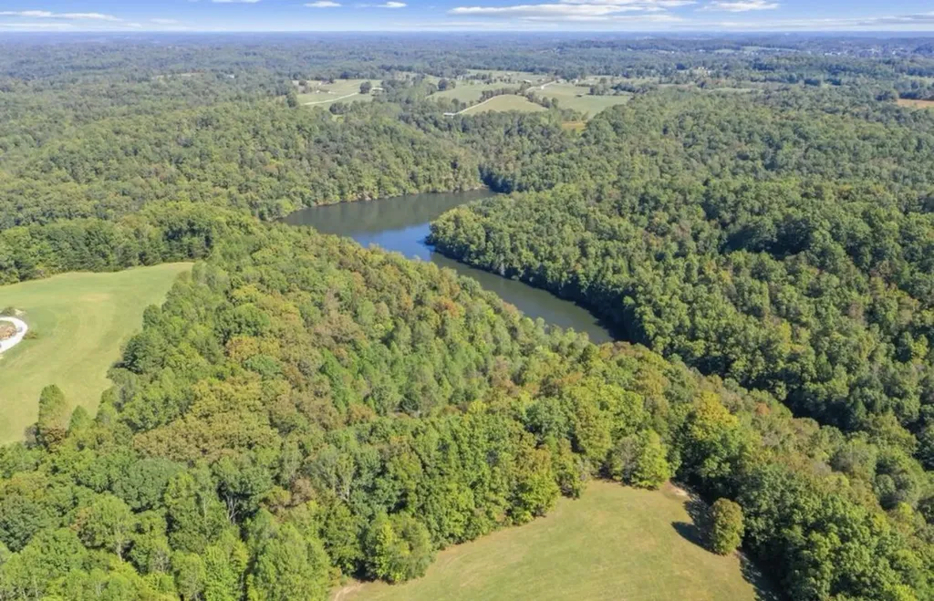 9999 Cabin Creek Road Drive London KY 40741