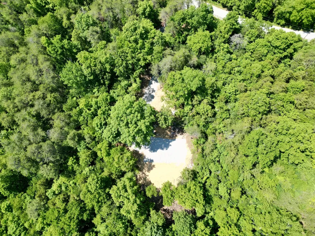 Lot 14 Buck Tail Drive Burnside KY 42519