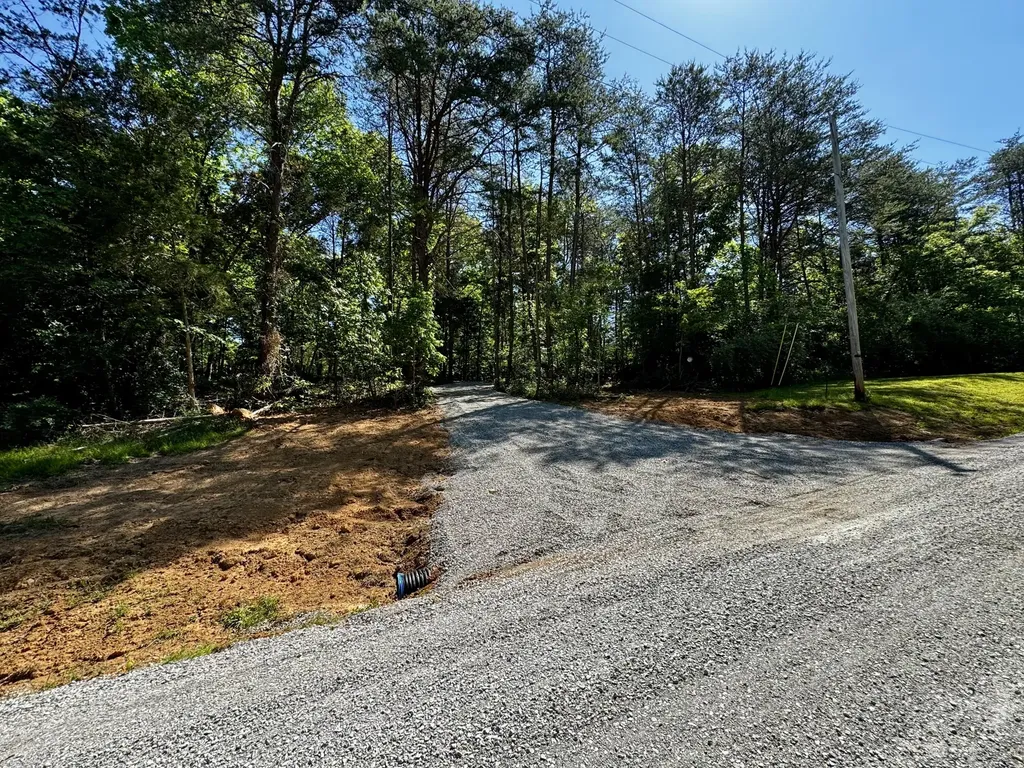 Lot 14 Buck Tail Drive Burnside KY 42519