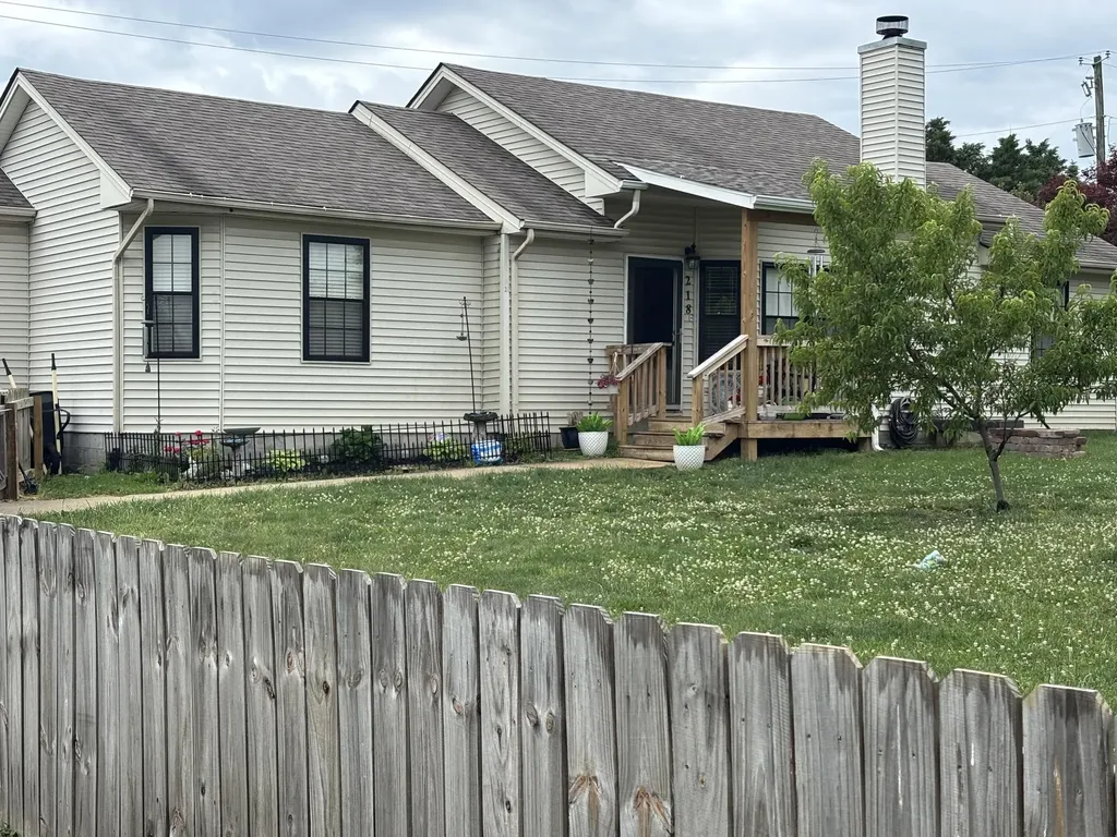 218 Orchard Drive Nicholasville KY 40356