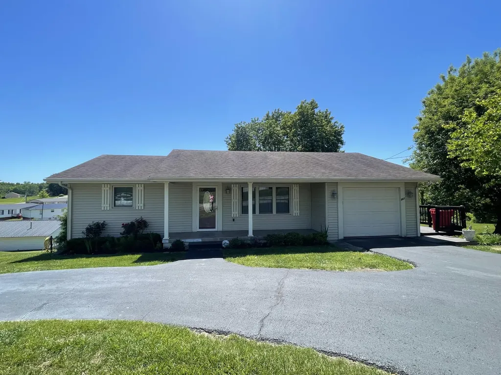 561 Old Whitley Road London KY 40744