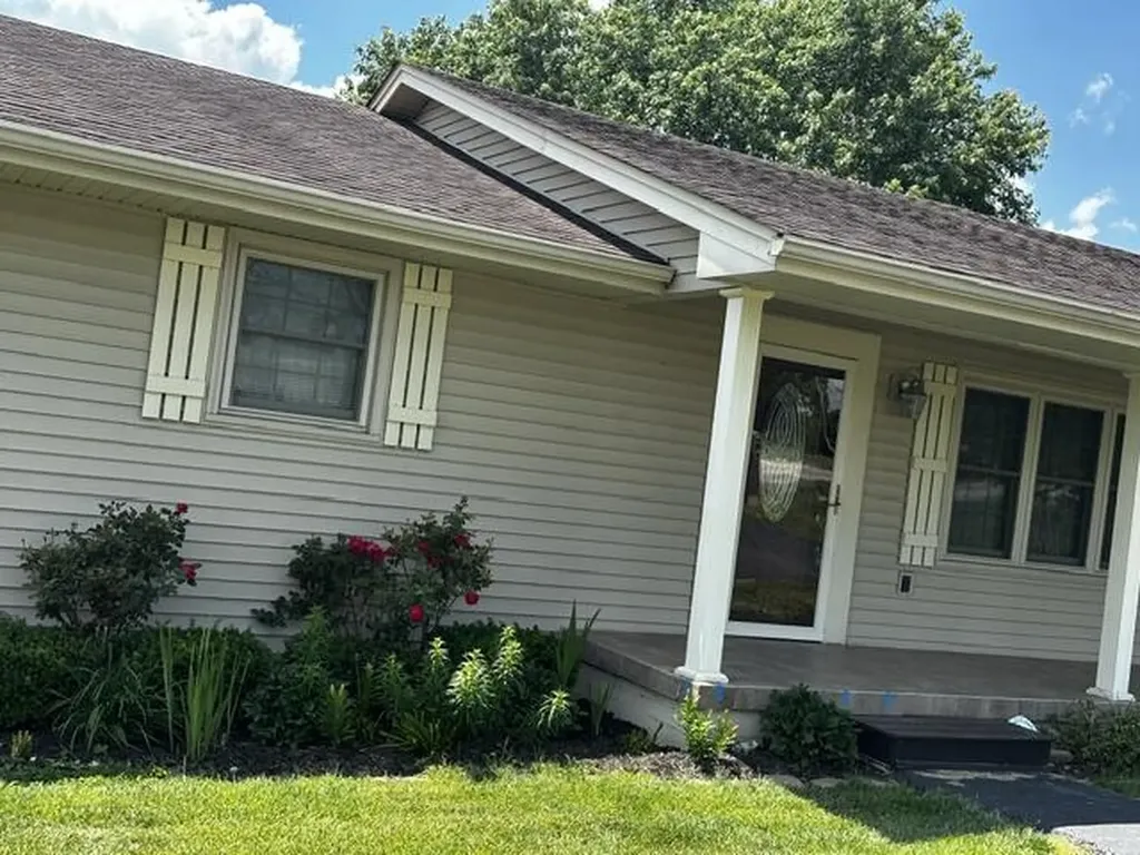 561 Old Whitley Road London KY 40744
