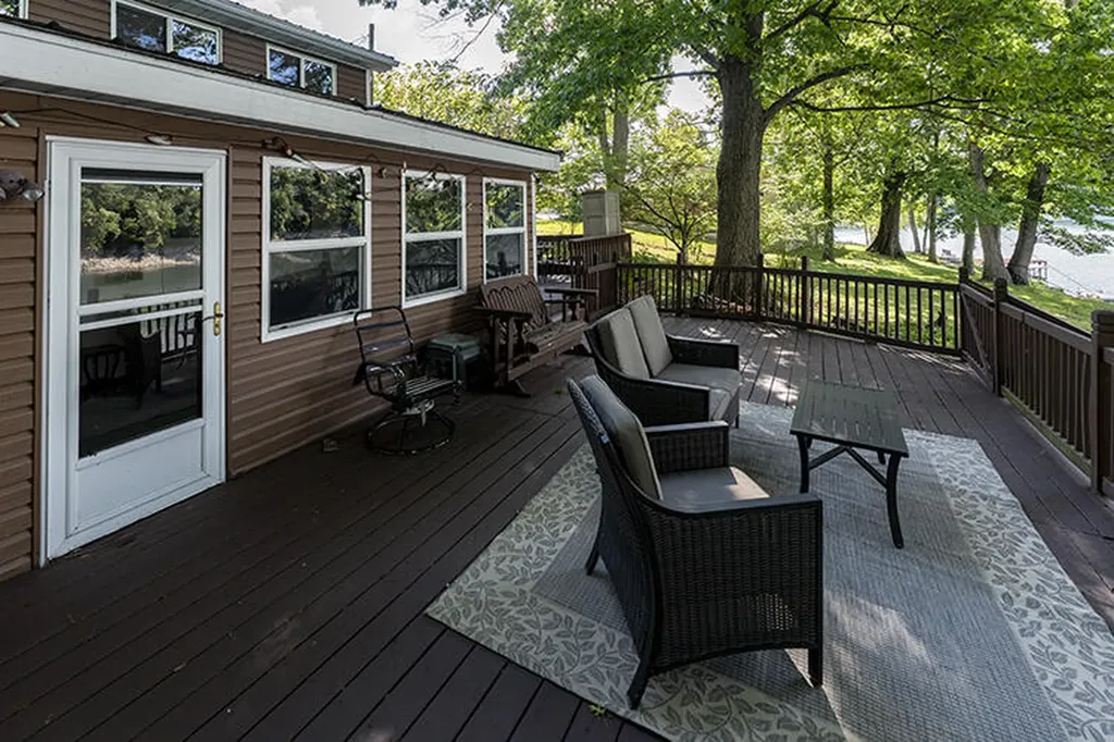 392 Lakeview Point Road Harrodsburg KY 40330